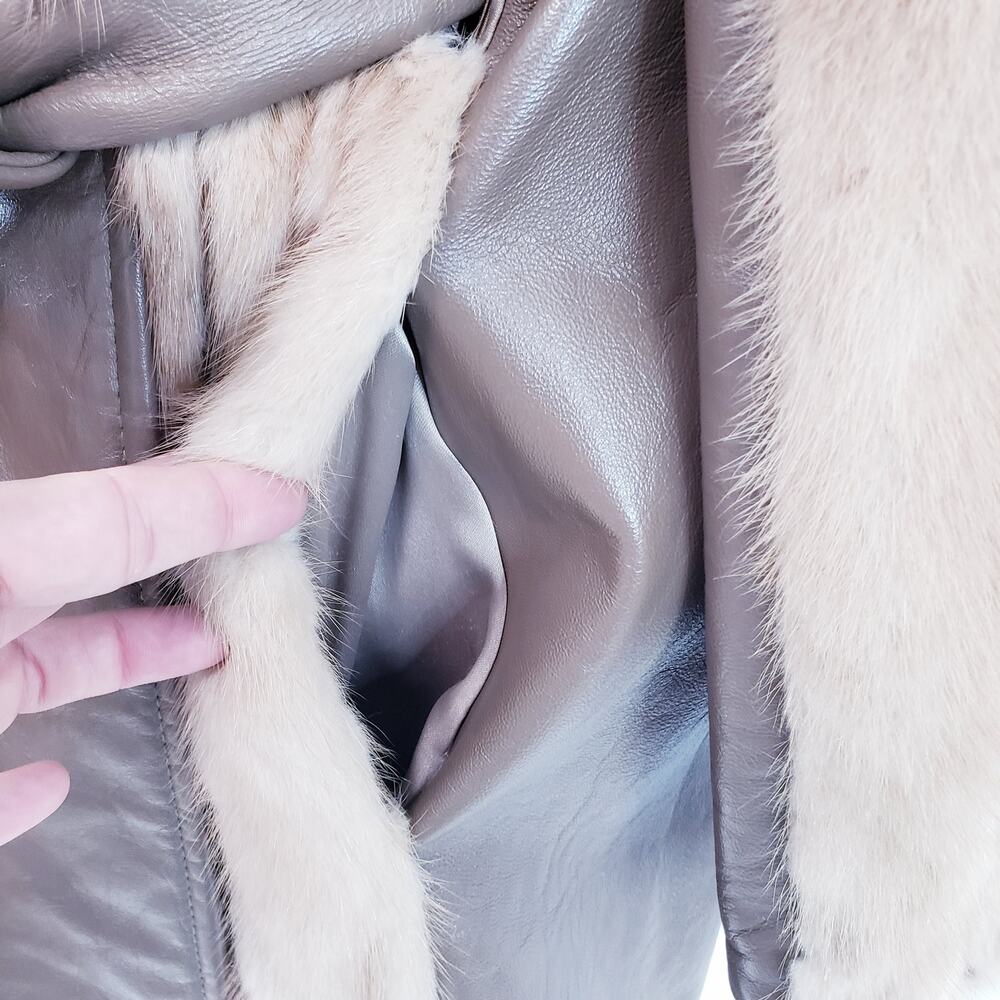 Vintage Tan Mink Leather Trim Coat Mid-Length 1960s Fur Coat - Picture 10 of 15